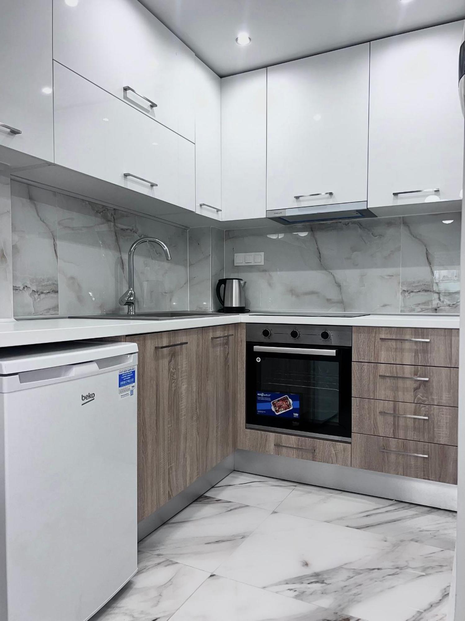 Marbled Premium Appartment Thessaloniki Buitenkant foto