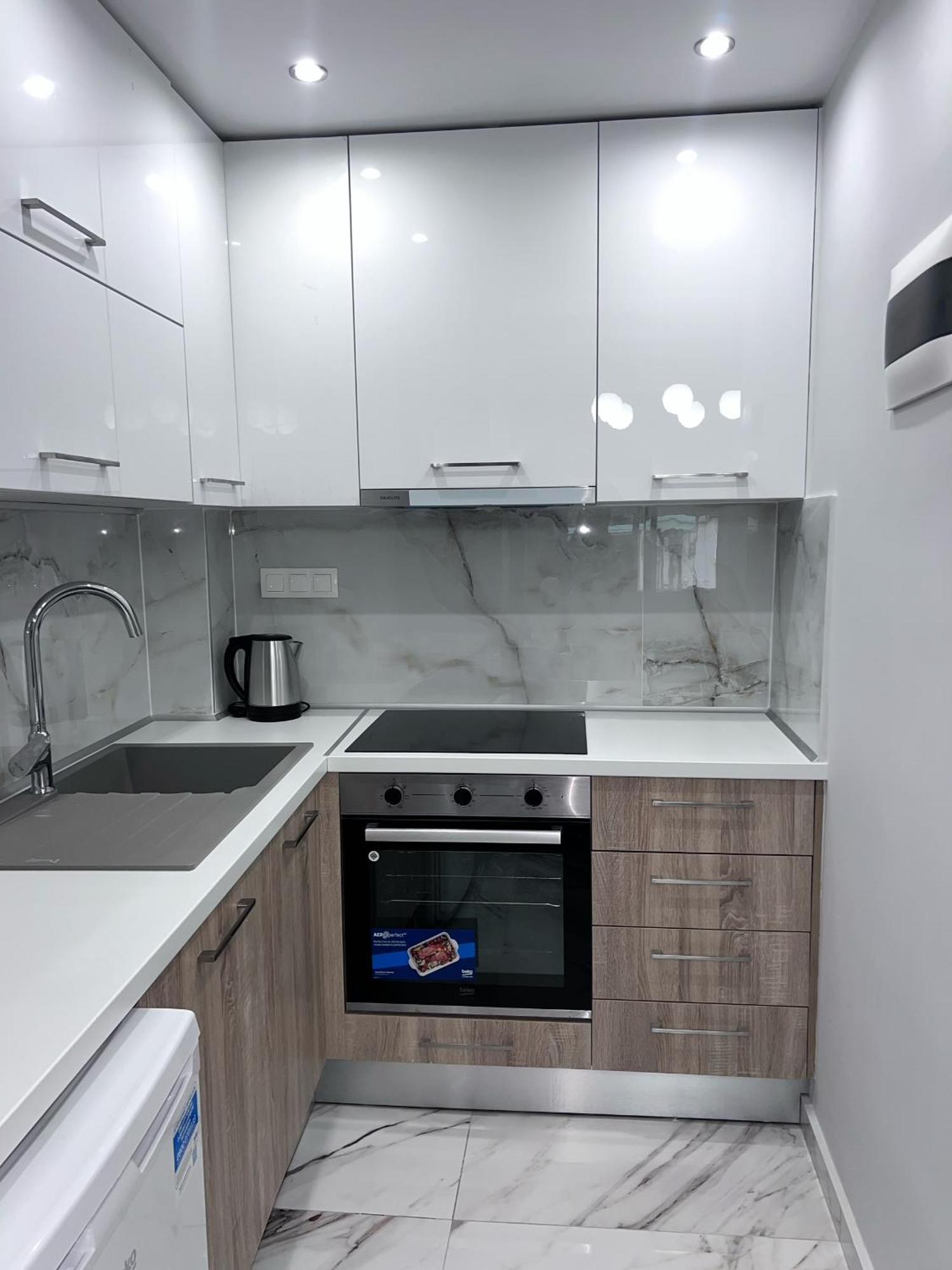 Marbled Premium Appartment Thessaloniki Buitenkant foto